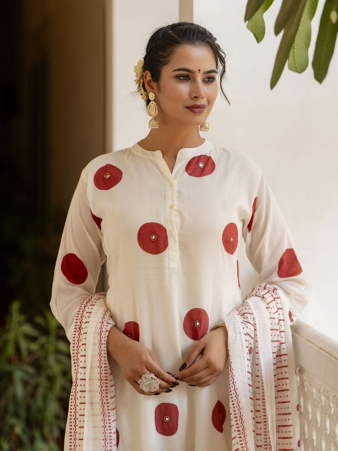 A line style cotton mulmul fabric off white color kurta with bottom and dupatta