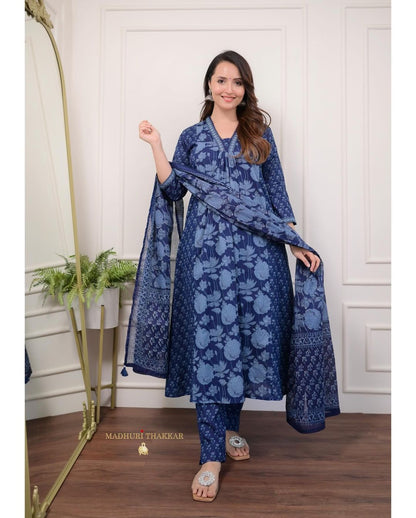 Women kurta pant dupatta set