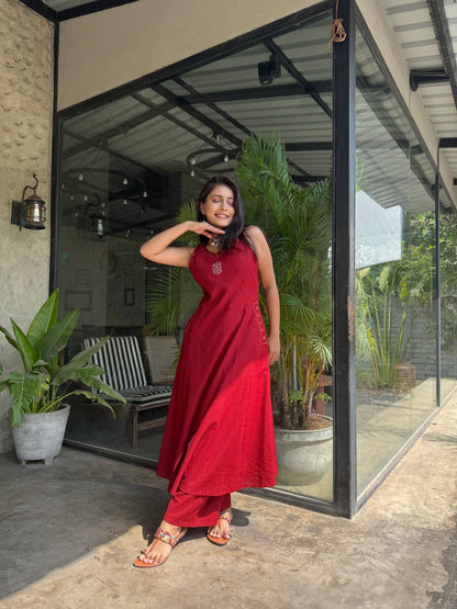 EMBROIDERY WORK A LINE KURTI PANT SET WITH BOTH SIDES POCKETS sett