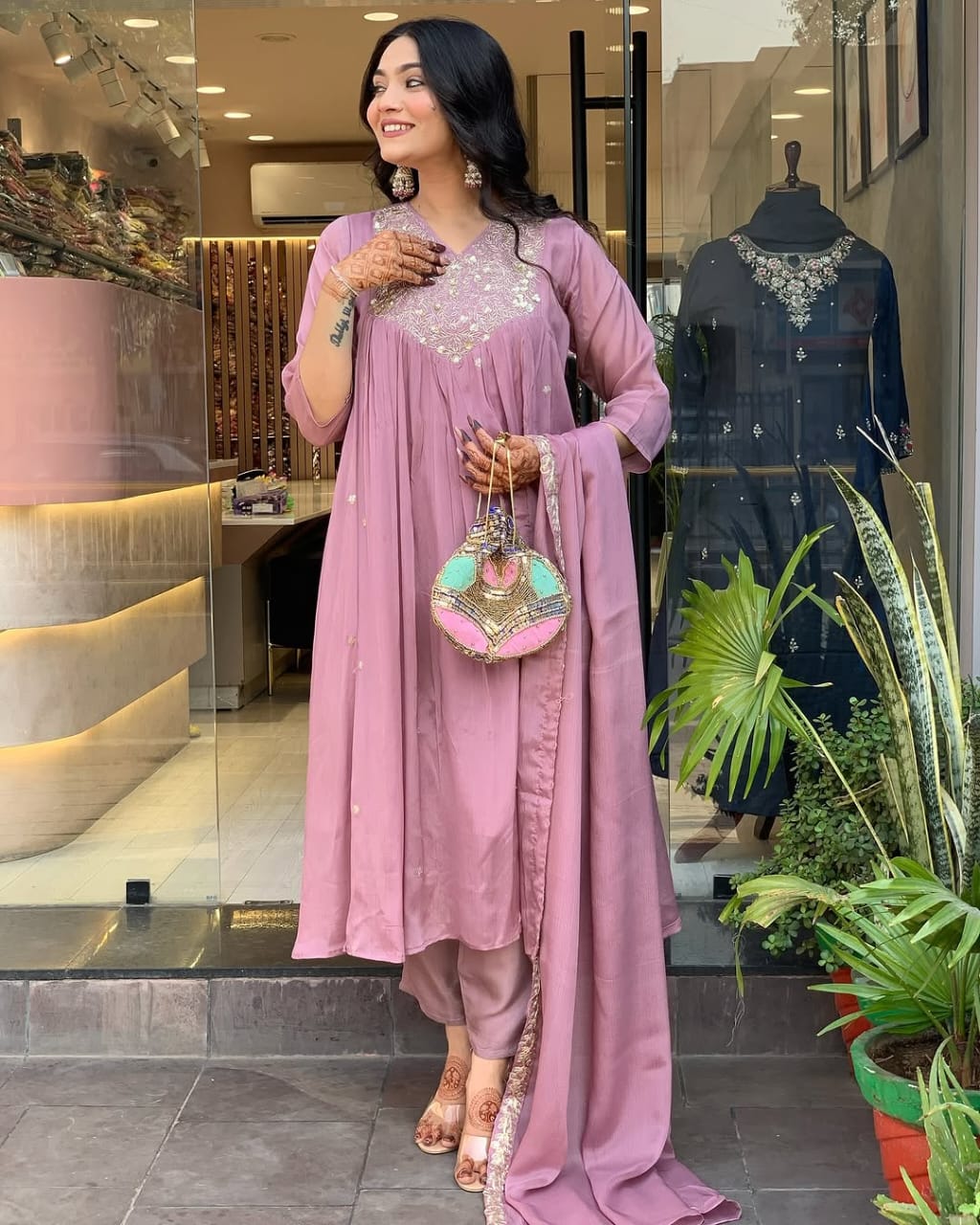 Women Light Purple Cotton Embroidery Kurta Pant and Mulmul Dupatta Set