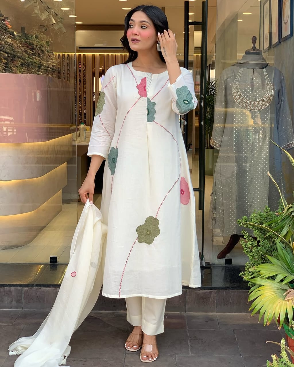 Women White Cotton Embroidery Floral Kurta Pant and Malmal Dupatta set