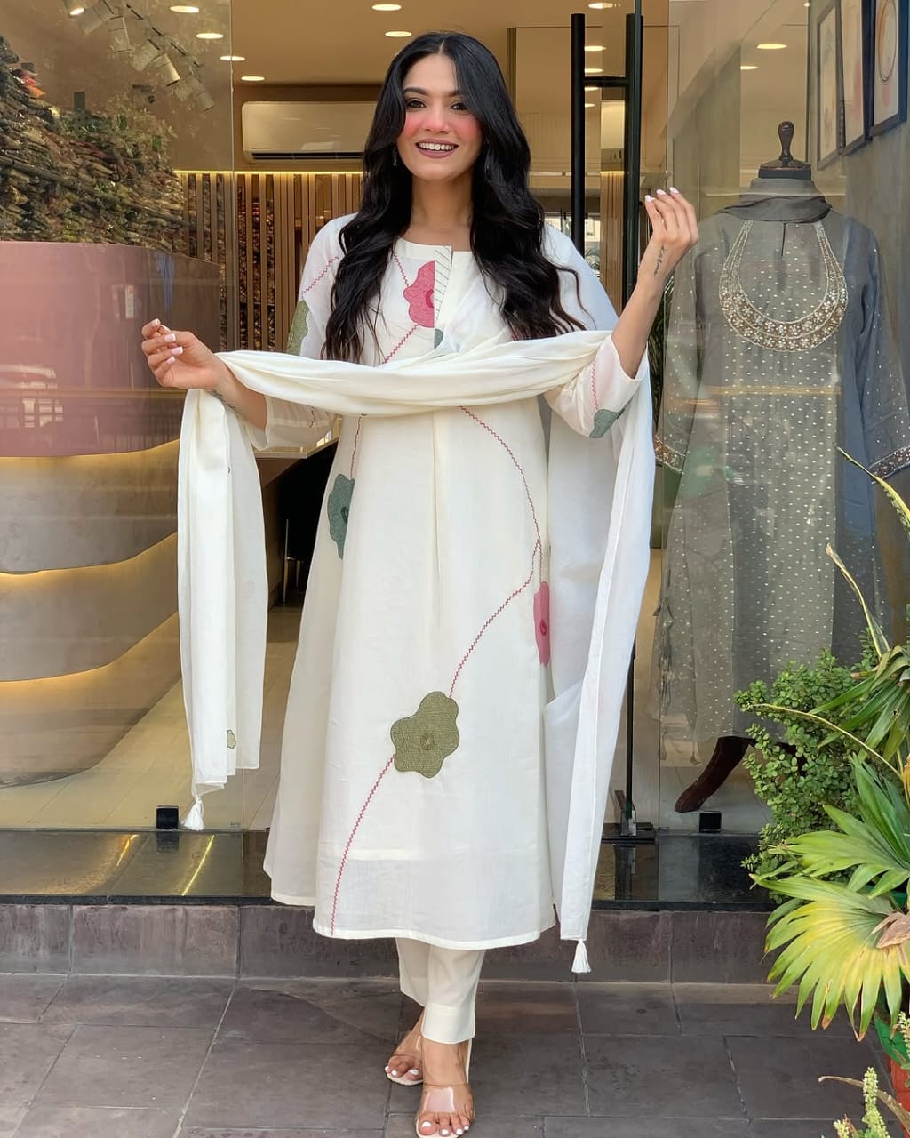 Women White Cotton Embroidery Floral Kurta Pant and Malmal Dupatta set