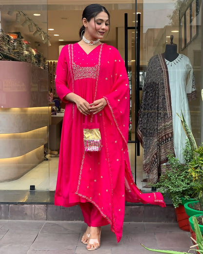 Pink Embroidered Kurti Pant Set with Malmal Dupatta set