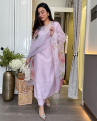 Women Lilac Cotton Kurta Pant and Dupatta set
